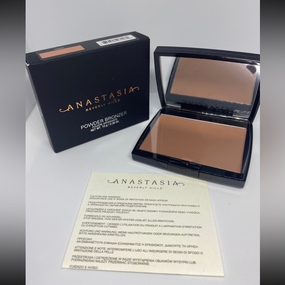 Anastasia Beverly Hills Makeup Nwt Anastasia Beverly Hills Powder
